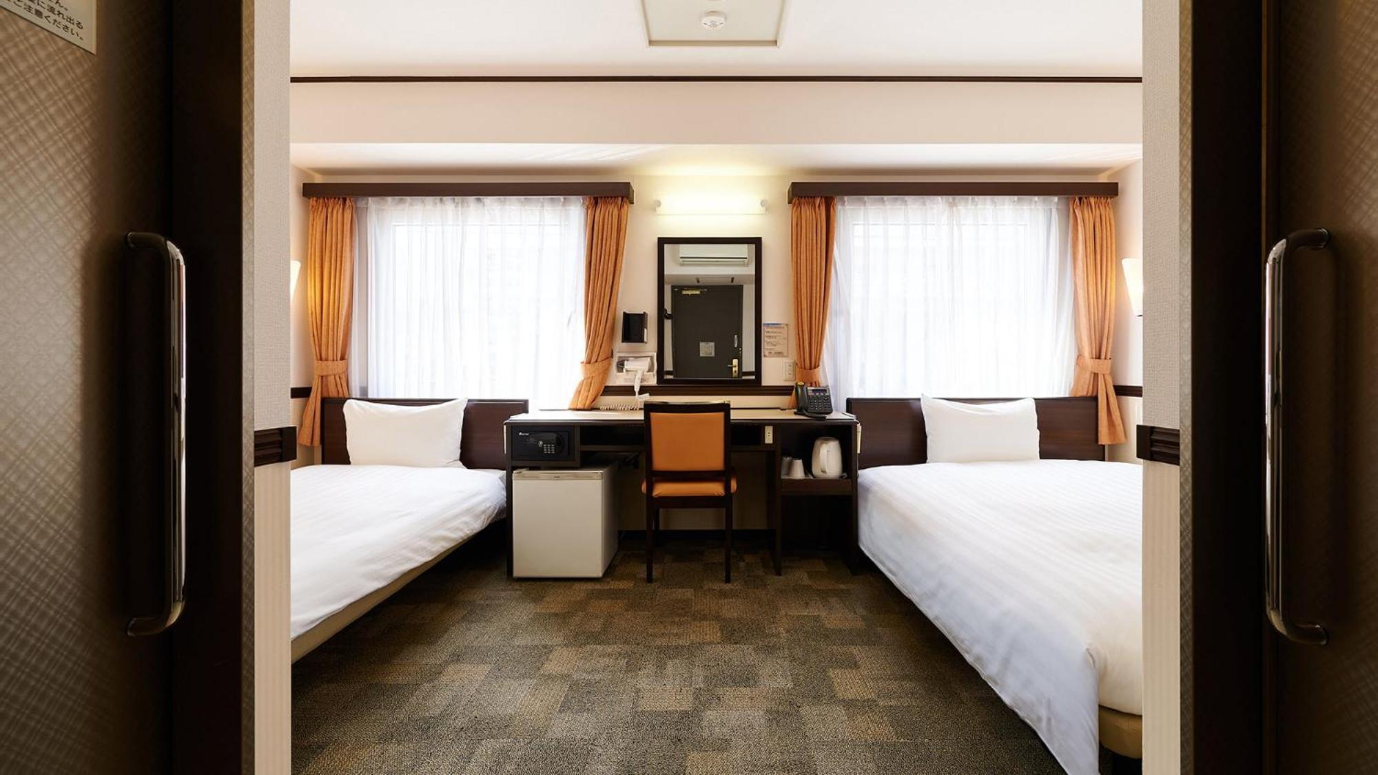 Toyoko Inn Fukuyama-Eki Shinkansen Minami-Guchi Exterior foto